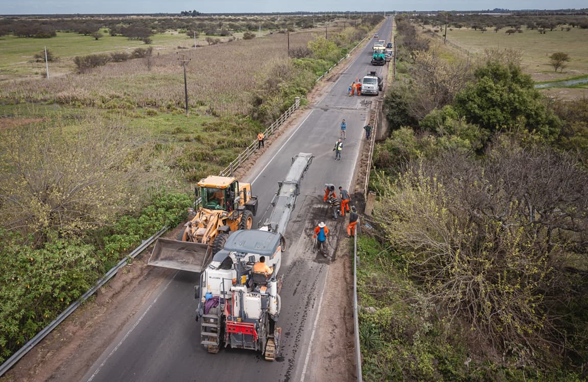 Avanzó un 62% el plan de bacheo de seis rutas y un acceso en Entre Ríos - Dos Florines - imagen de origen