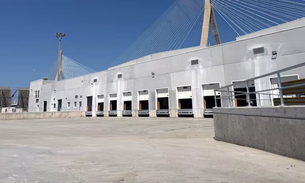 El grupo empresario de Puerto Ibicuy suma un hub refrigerado en Cádiz y amplía la conexión logística con el río Paraná - Dos Florines - imagen de origen