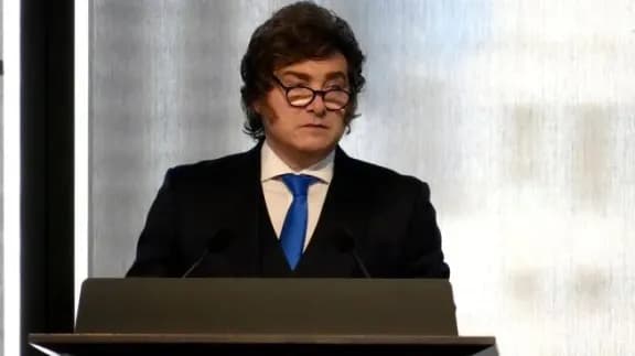 El mensaje de Milei a los inversores franceses previo a su llegada a París: “Son bienvenidos a llenarse los bolsillos en la Argentina” - imagen de origen