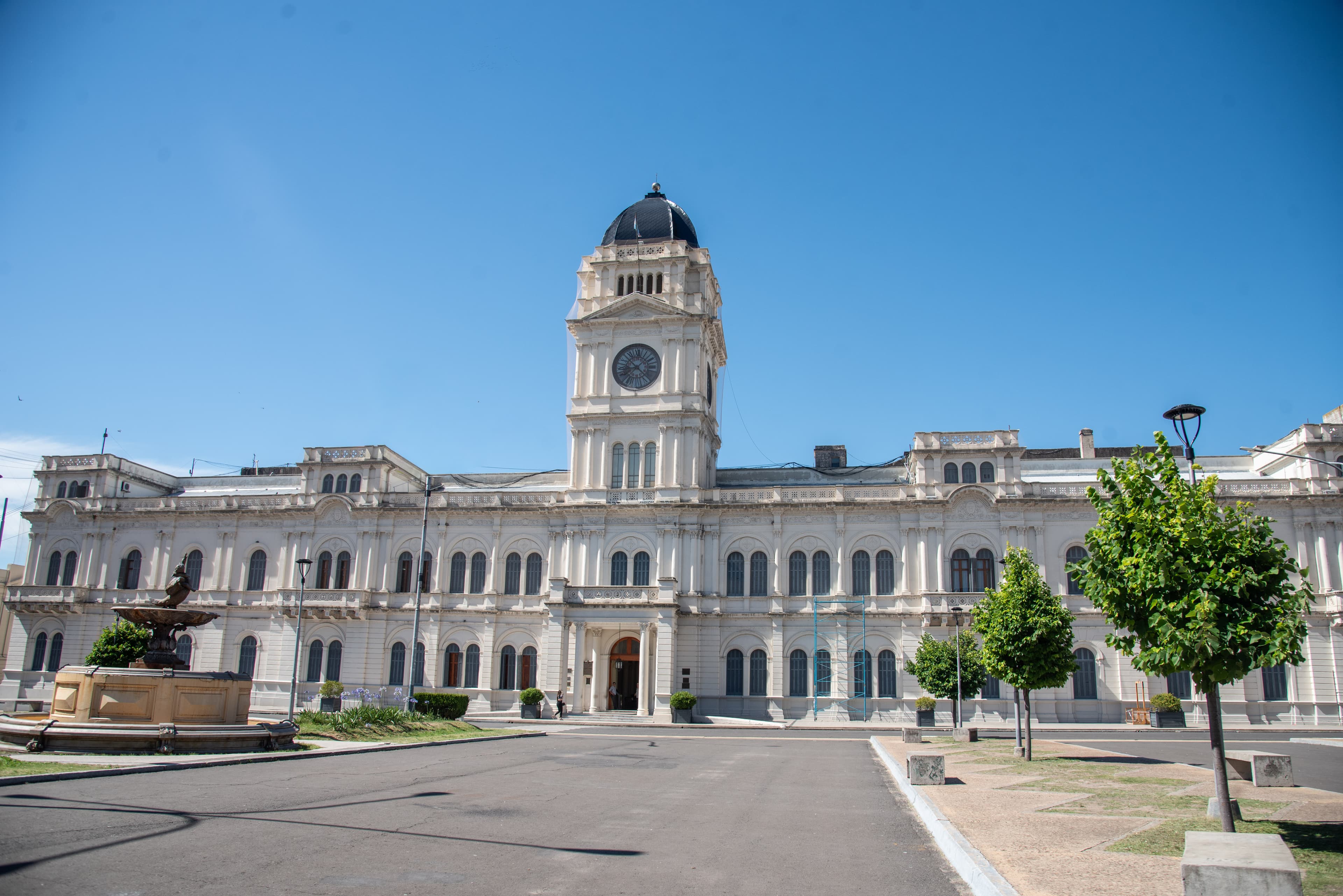 El jueves 1 de octubre iniciará el cronograma de pagos para la administración pública provincial - imagen del Gobierno de Entre Rios