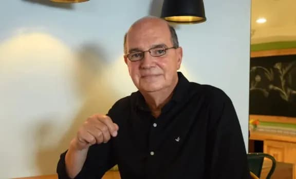 Profundo pesar por la muerte del profesor Oscar Bosetti - imagen de origen