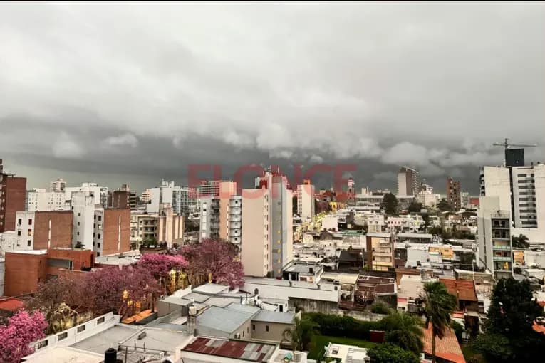 Tormentas en Entre Ríos: elevaron a naranja la alerta para siete departamentos - imagen de origen