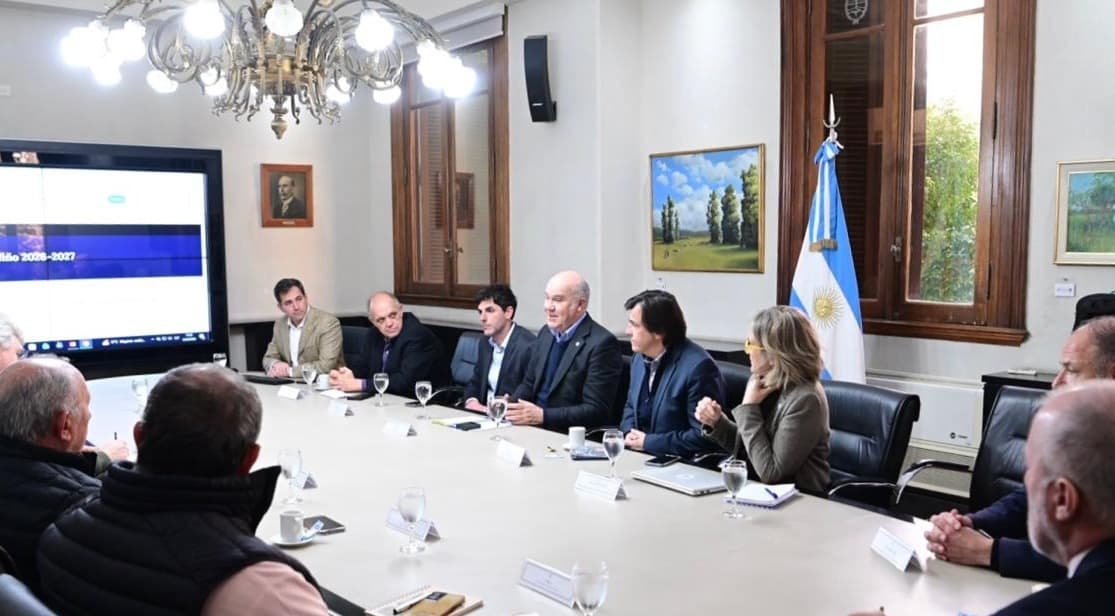 Nación y la Mesa de Enlace coordinan medidas frente al fenómeno de El Niño - Dos Florines - imagen de origen