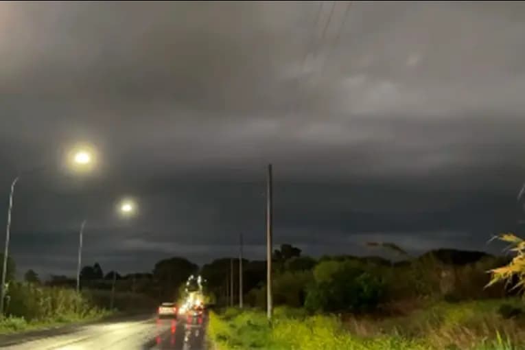 Renovaron la alerta amarilla por “tormentas localmente fuertes” para Entre Ríos y otras 11 provincias - imagen de origen